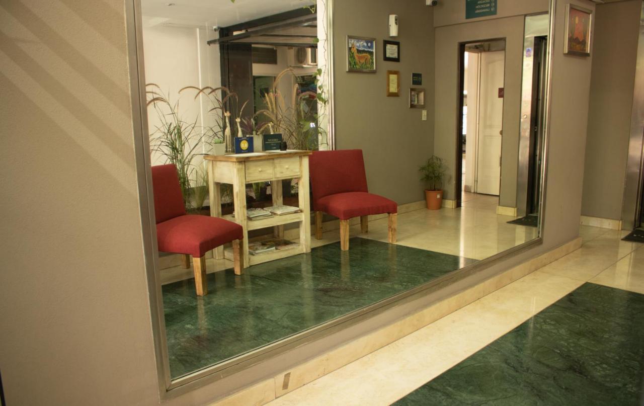 Rondpoint Pilar Apartment Pilar  Luaran gambar
